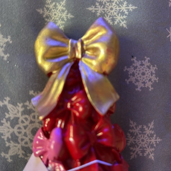 Cupcakes and Cashmere Red Pink Bow Christmas Tree - Picture 3 of 7